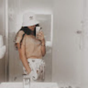 Meet your Posher, Jillian